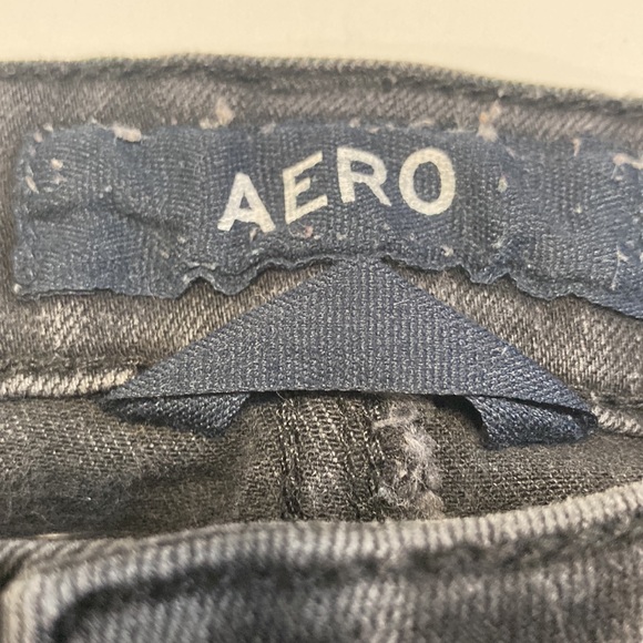 Aeropostale Ripped Jeans Size 2 - Picture 2 of 4